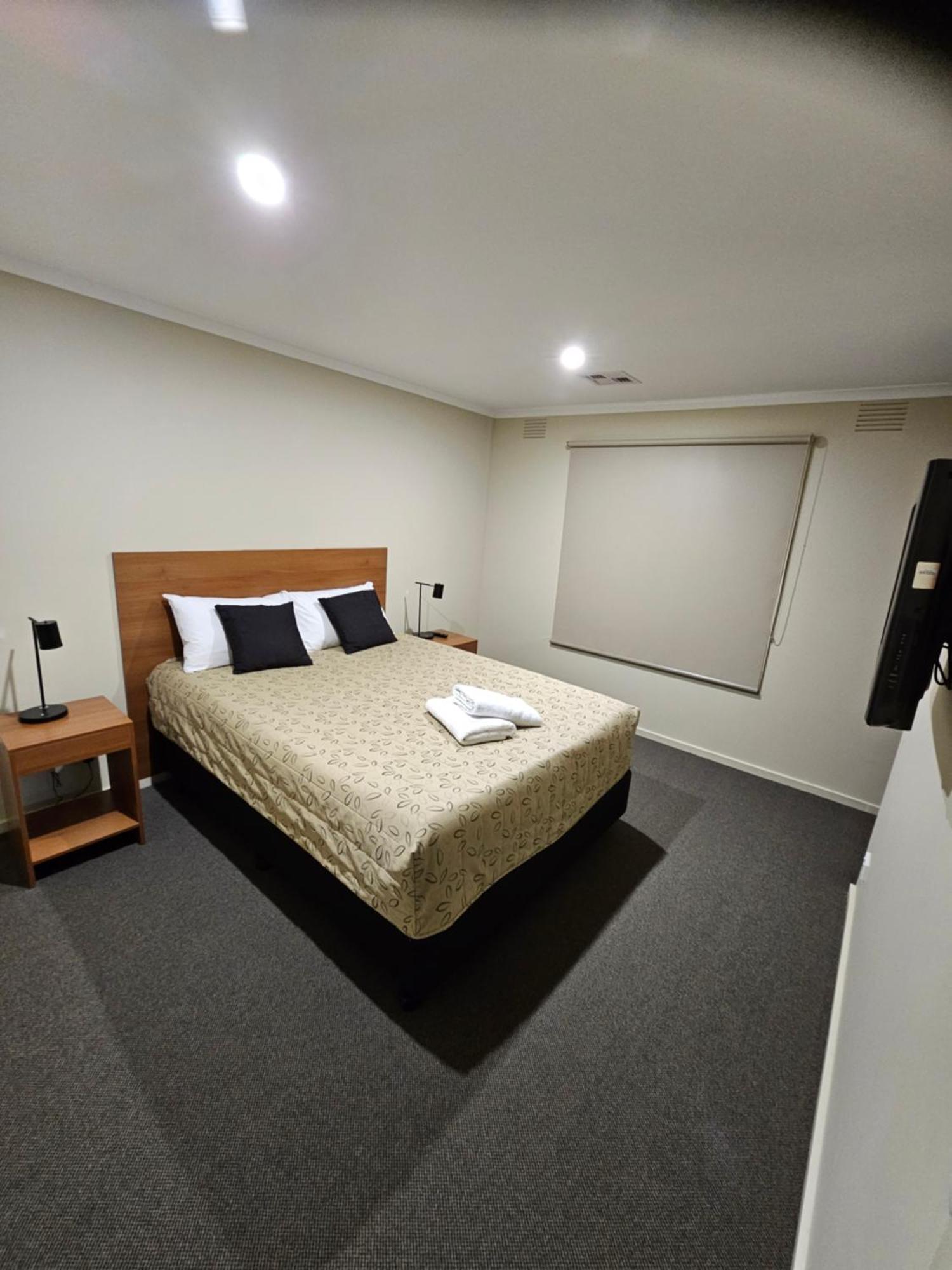 Top Of The Town Motel & Apartments ベナラ エクステリア 写真